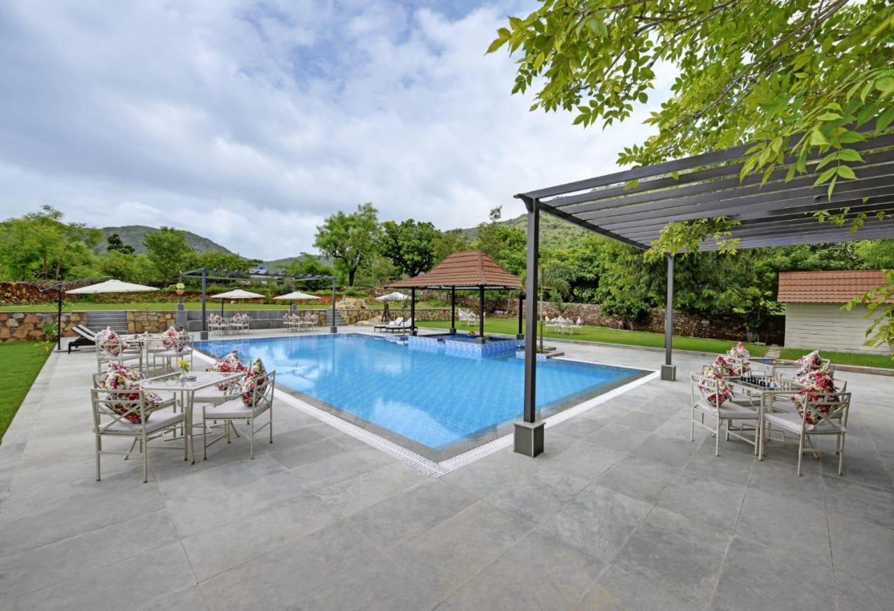The Hunting Lodge Resort Udaipur - Villas & Pool Dabok 外观 照片