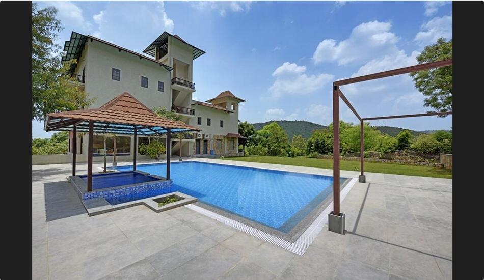 The Hunting Lodge Resort Udaipur - Villas & Pool Dabok 外观 照片